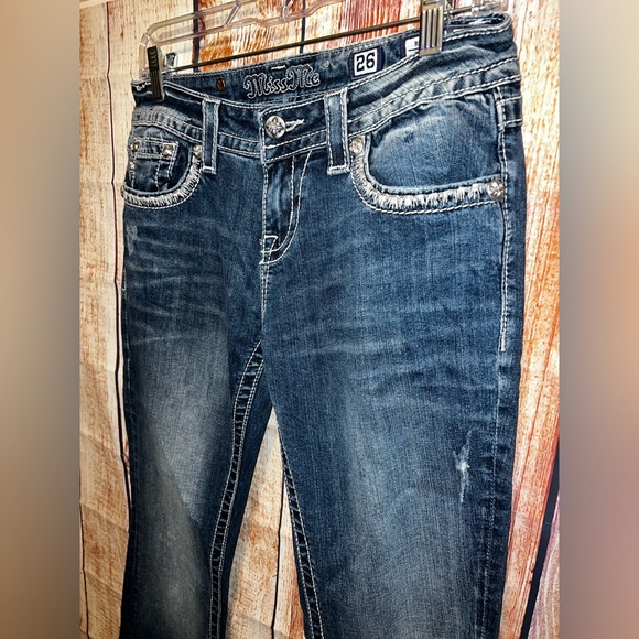 Miss Me relaxed boot jeans size 26 - Picture 3 of 12